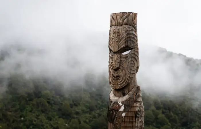Sacred summit with Maori carving